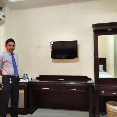 Edotel Minangkabau Padang  Esterno foto