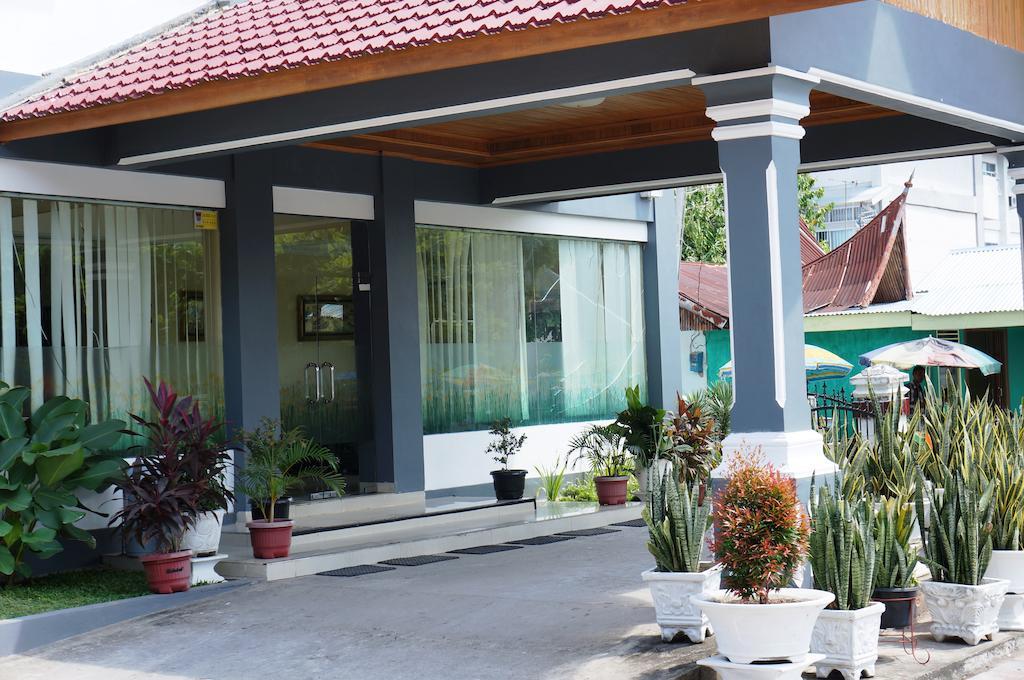 Edotel Minangkabau Padang  Esterno foto
