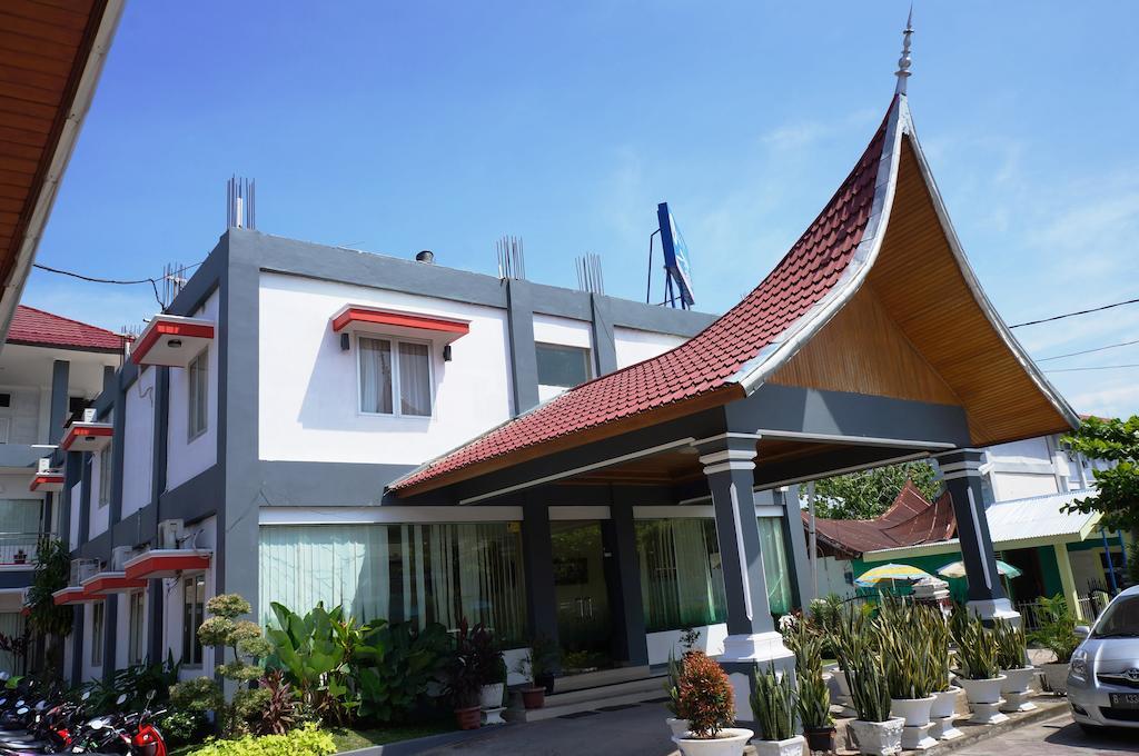 Edotel Minangkabau Padang  Esterno foto